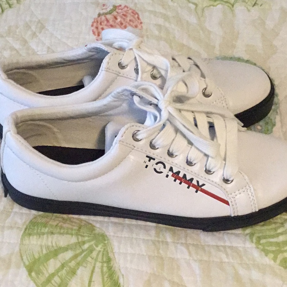 Only wore once - Picture 2 of 4